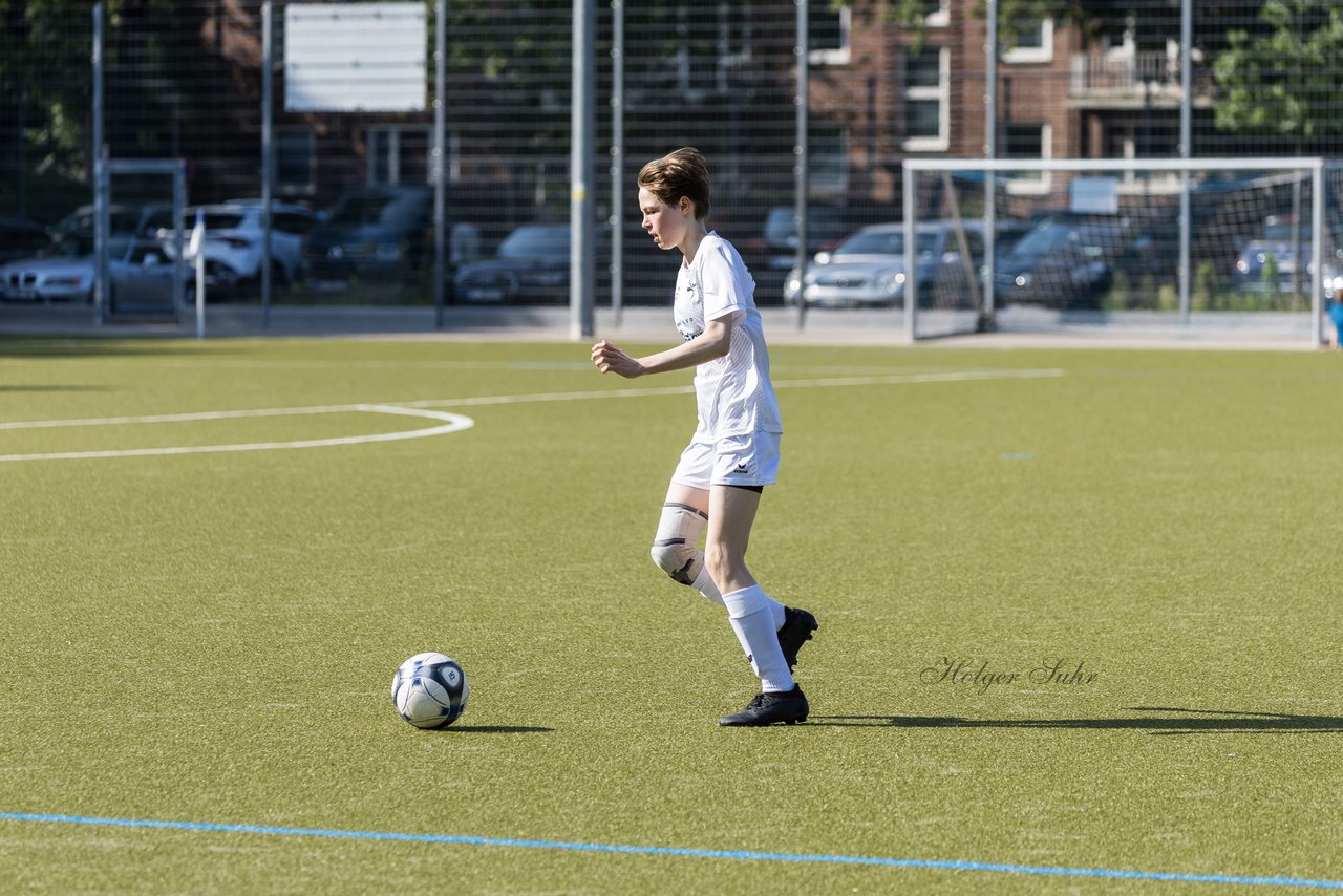 Bild 314 - wBJ Alstertal-Langenhorn - SV Henstedt-Ulzburg : Ergebnis: 4:1